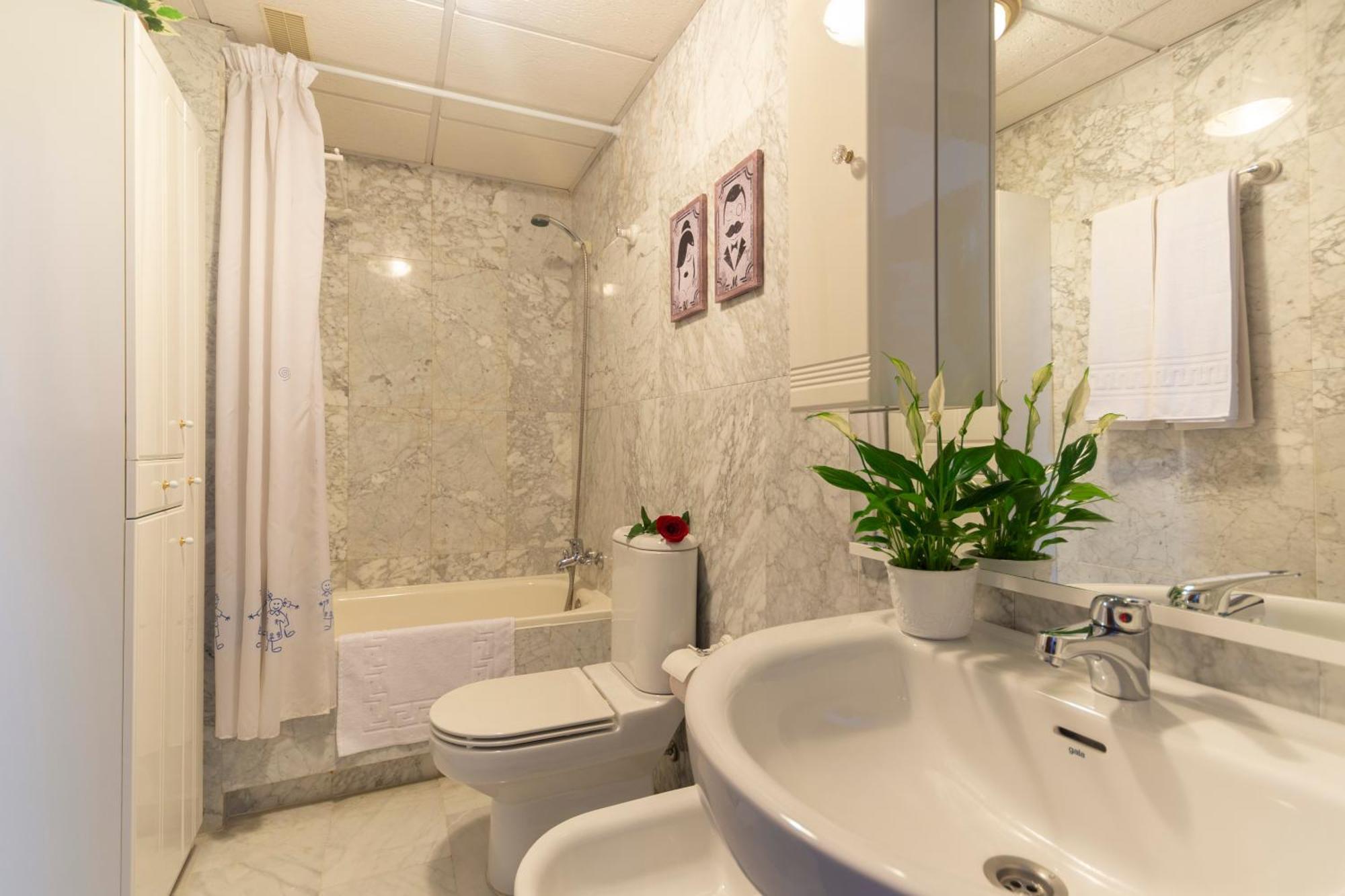 Apartamento Adultos Centro N V 1 Free Parking Granada Exterior photo